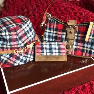 Hat,purse and wallet